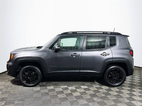 Used 2020 Jeep Renegade Altitude w/ UConnect 8.4 Nav Group image 5