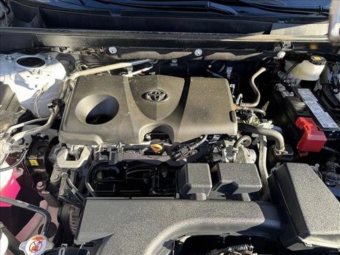 Used 2024 Toyota RAV4 Adventure image 21