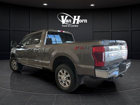Used 2021 Ford F250 King Ranch w/ King Ranch Ultimate Package AWD/4WD image 5