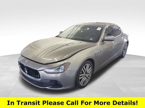 Used 2015 Maserati Ghibli RWD image 2