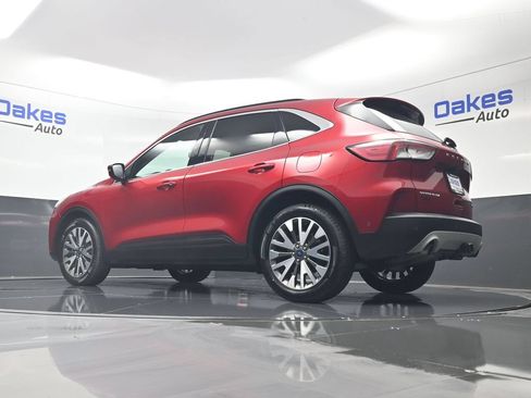 Used 2020 Ford Escape Titanium AWD/4WD image 45