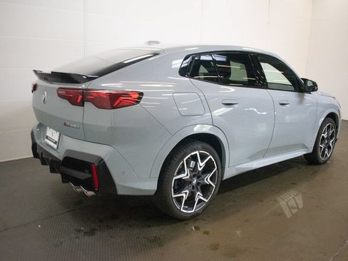 Used 2025 BMW X2 M35i AWD/4WD image 4
