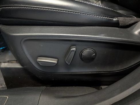 Certified 2024 Ford Escape Platinum AWD/4WD image 12
