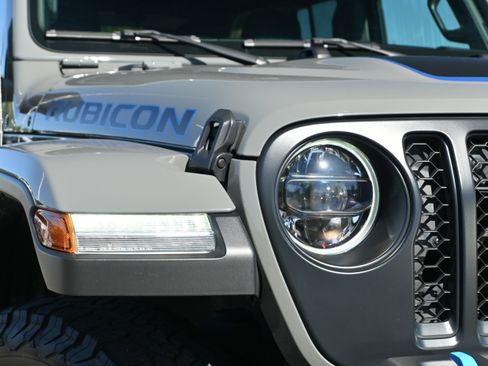 Used 2023 Jeep Wrangler Unlimited Rubicon 4xe w/ Cold Weather Group image 26