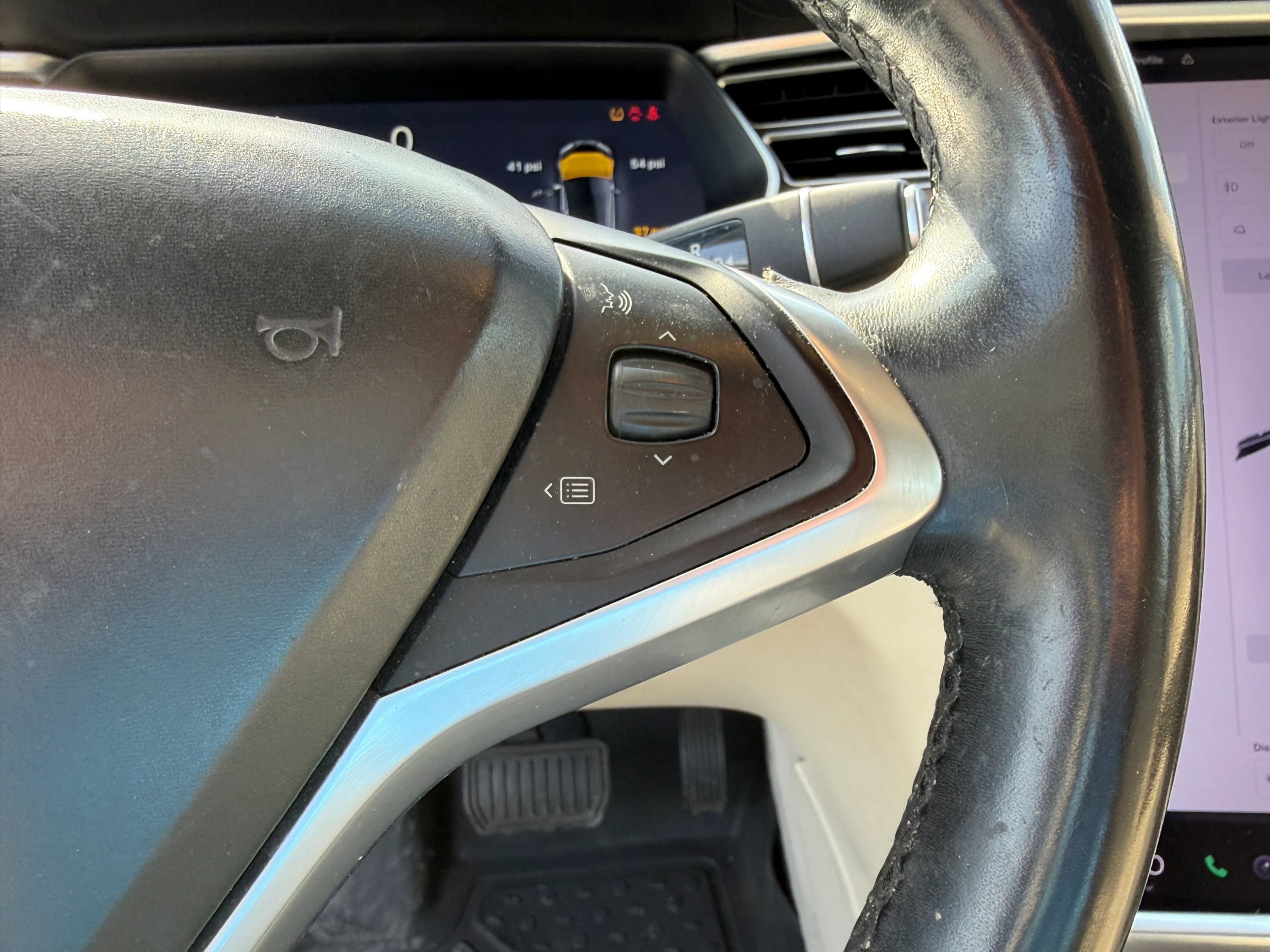 Used 2018 Tesla Model S 100D AWD/4WD image 13