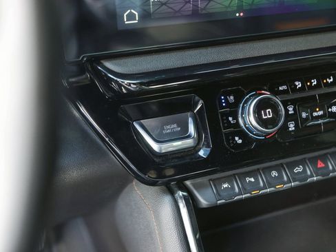 Used 2024 GMC Sierra 1500 AT4 w/ AT4 Preferred Package image 27