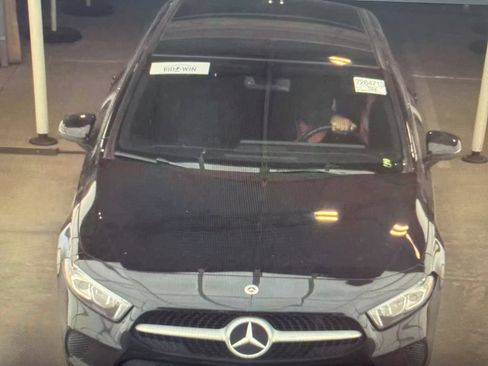 Used 2022 Mercedes-Benz A 220 image 2