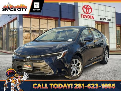 New 2026 Toyota Corolla LE image 1