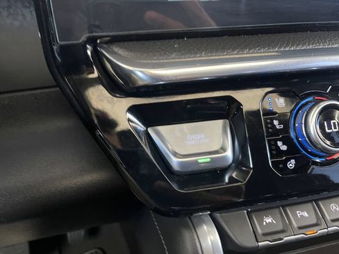 Used 2024 GMC Sierra 1500 Denali AWD/4WD image 23