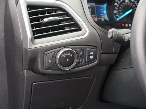 Used 2023 Ford Edge SEL w/ Convenience Package AWD/4WD image 19