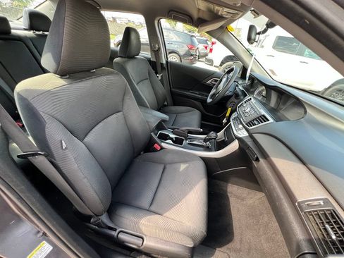 Used 2015 Honda Accord LX image 25