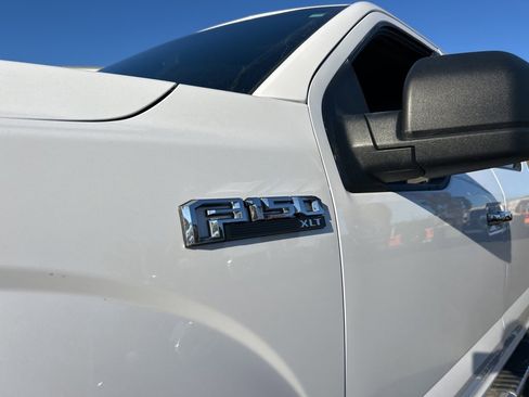 Used 2018 Ford F150 XLT w/ XTR Package image 2