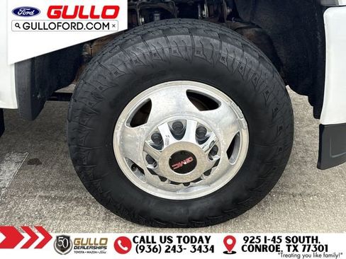 Used 2016 GMC Sierra 3500 Denali w/ Duramax Plus Package AWD/4WD image 29