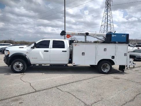 Used 2022 RAM 5500 Tradesman w/ Max Tow Package image 4