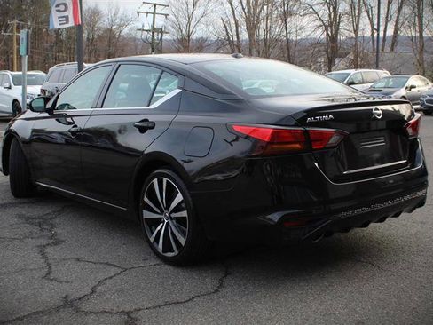 Used 2019 Nissan Altima 2.5 SR image 3