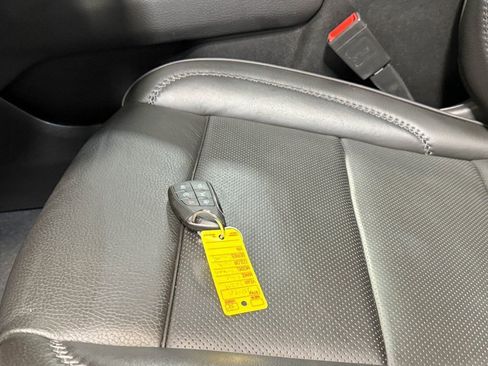 Used 2024 GMC Yukon Denali image 20