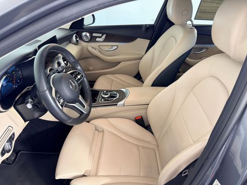 Used 2021 Mercedes-Benz C 300 Sedan image 5