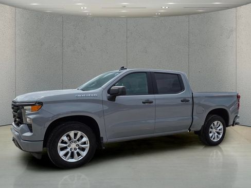 Used 2024 Chevrolet Silverado 1500 Custom RWD image 10