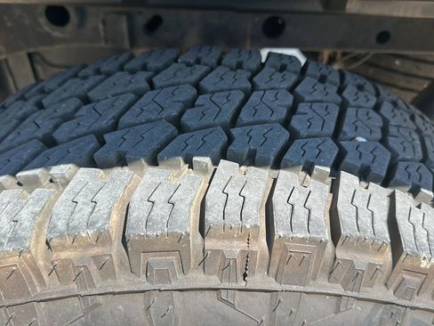 Used 2015 Ford F150 XLT w/ Equipment Group 301A Mid image 11