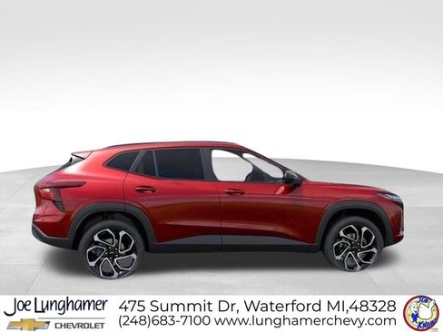 New 2026 Chevrolet Trax RS w/ Driver Confidence Package FWD image 5