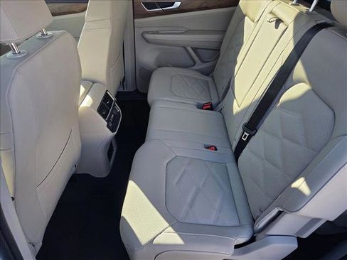 New 2026 Volkswagen Atlas SE image 15
