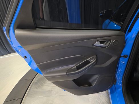 Used 2018 Ford Focus RS AWD/4WD image 30