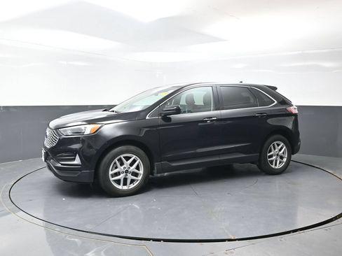 Used 2024 Ford Edge SEL AWD/4WD image 9