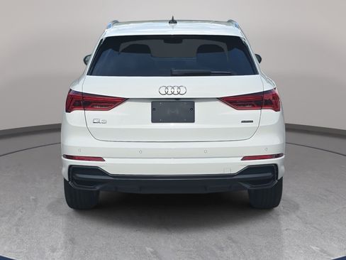 Used 2021 Audi Q3 2.0T Premium w/ Convenience Package AWD/4WD image 6