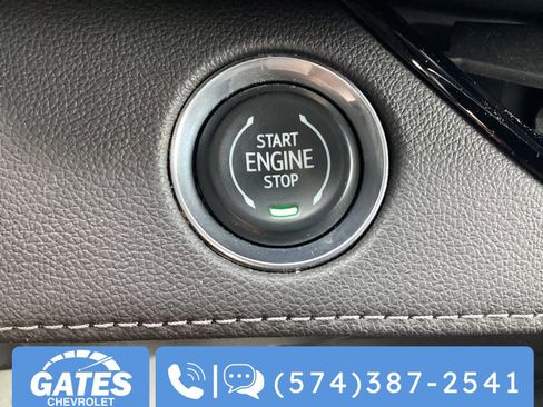 Used 2025 Buick Enclave Preferred image 27