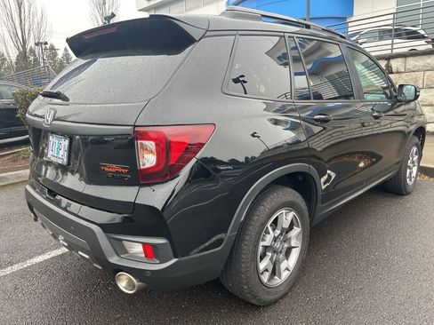 Used 2023 Honda Passport TrailSport image 5