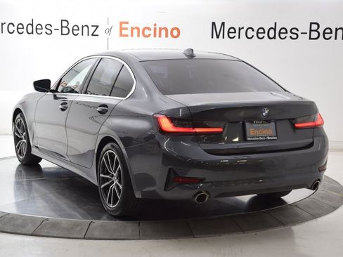 Used 2021 BMW 330i Sedan w/ Driving Assistance Package image 4