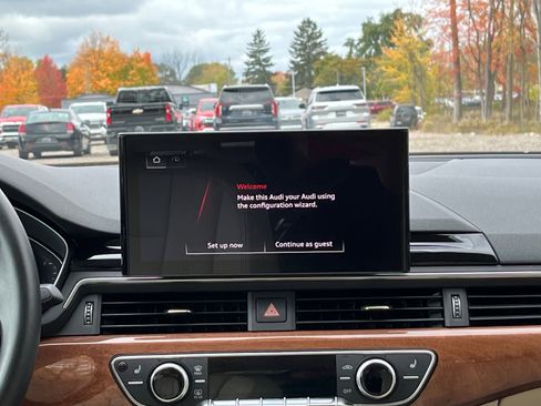 Used 2022 Audi A4 2.0T Premium w/ Convenience Package image 16