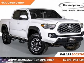 Used 2020 Toyota Tacoma TRD Off-Road image 1
