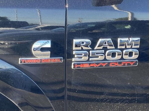 Used 2018 RAM 3500 Laramie AWD/4WD image 11