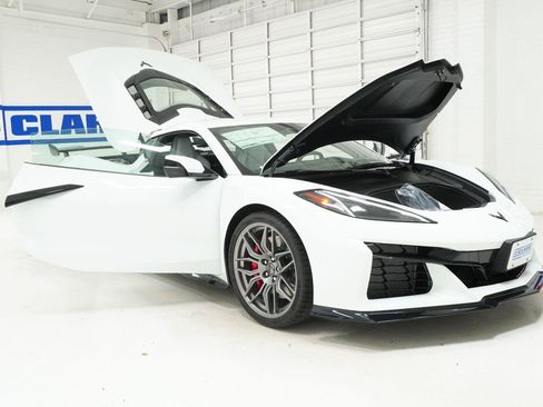 New 2027 Chevrolet Corvette Z06 RWD image 35