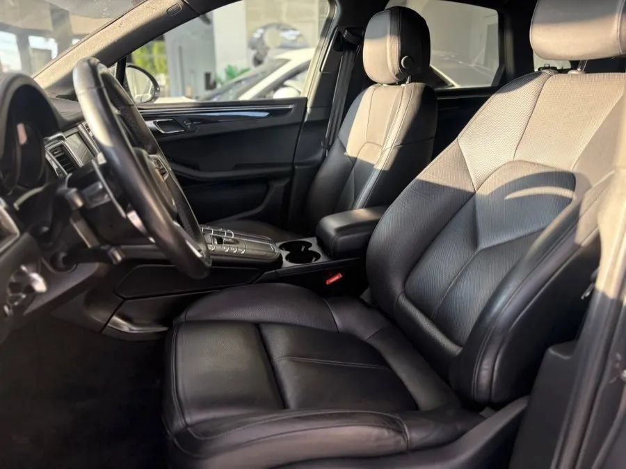 Used 2016 Porsche Macan S AWD/4WD image 9
