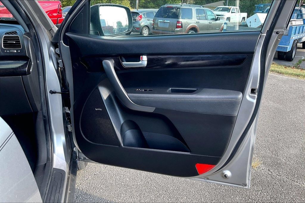 Used 2014 Kia Sorento EX w/ EX V6 Touring Package FWD image 20