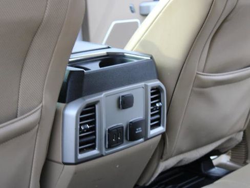 Used 2017 Ford F250 Lariat w/ Lariat Value Package image 37