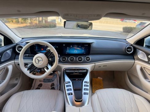 Used 2024 Mercedes-Benz AMG GT 43 image 6