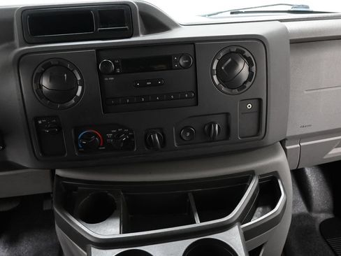 Used 2014 Ford E-150 and Econoline 150 RWD image 20
