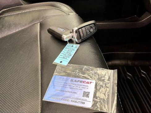 Used 2019 Ford F250 Lariat w/ Lariat Ultimate Package image 11