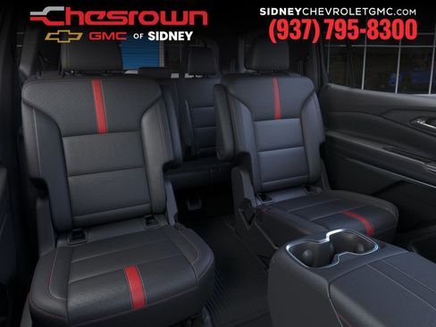 New 2026 Chevrolet Traverse RS w/ LPO, Floor Liner Package AWD/4WD image 17