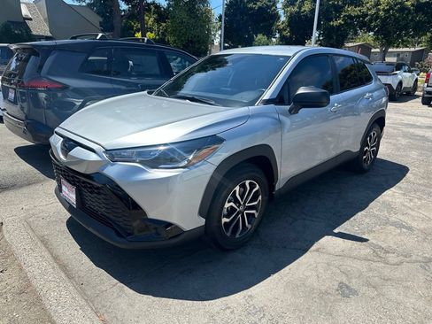 Certified 2025 Toyota Corolla Cross AWD Hybrid image 2