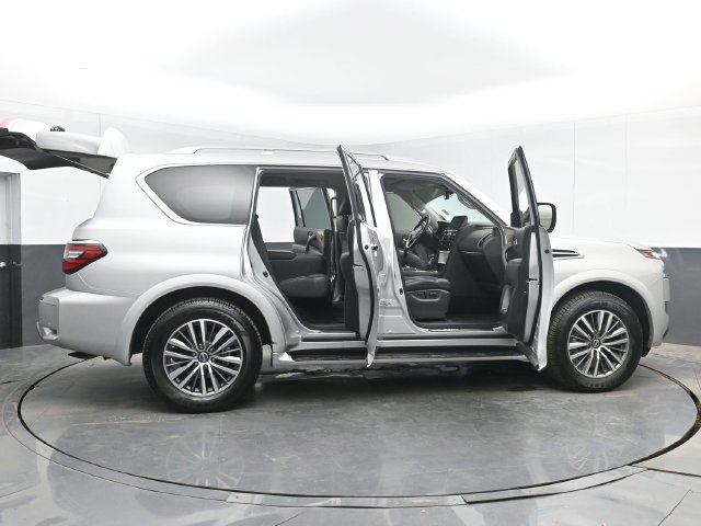 Used 2024 Nissan Armada SL w/ Captain's Chairs Package AWD/4WD image 57