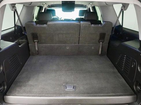 Used 2018 Chevrolet Suburban LT w/ Z71 Midnight Edition image 47