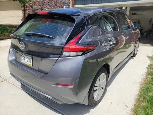 Used 2025 Nissan Leaf S FWD image 3