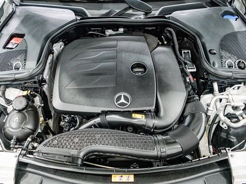 Used 2022 Mercedes-Benz E 350 Sedan image 28