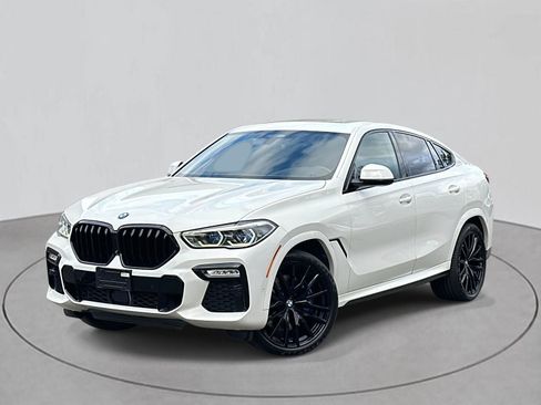 Used 2021 BMW X6 M50i w/ Executive Package image 1