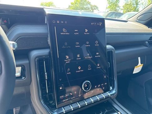 New 2026 GMC Yukon AT4 Ultimate w/ LPO, Floor Liner Package AWD/4WD image 34