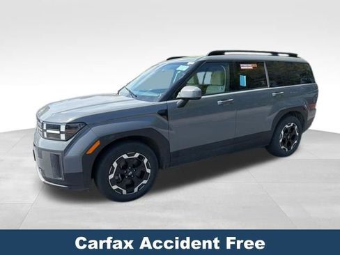 Used 2024 Hyundai Santa Fe SEL image 3